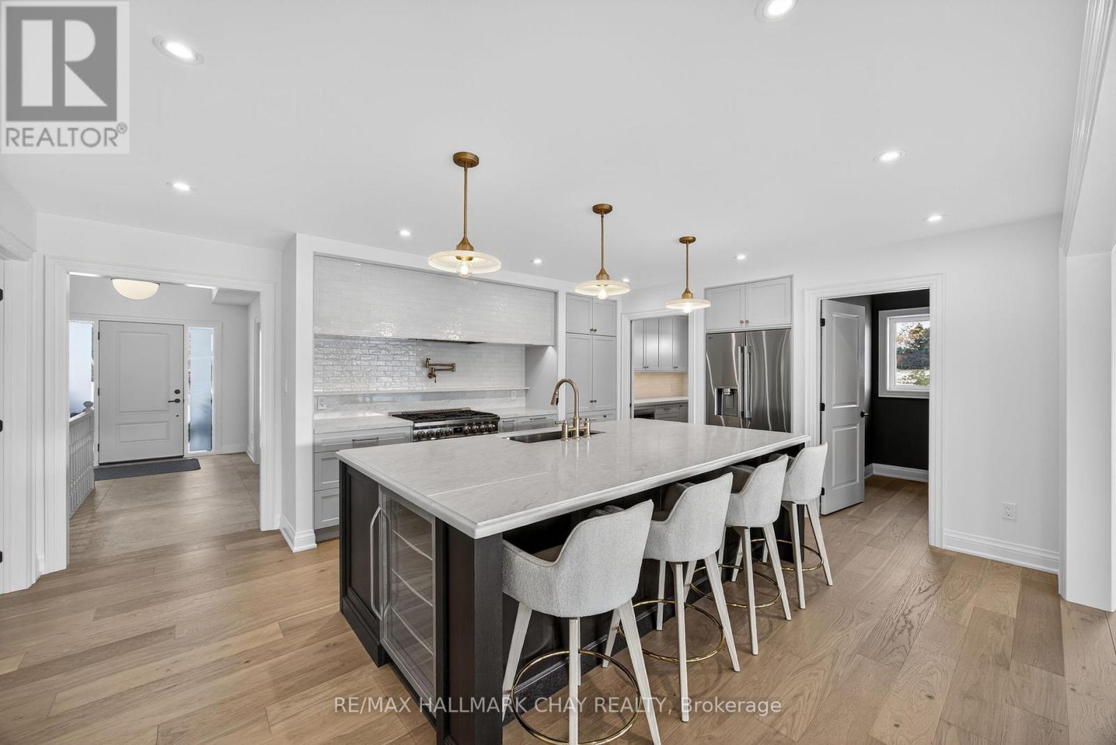 930 Marshall Road, Tiny, Ontario  L0K 2E1 - Photo 6 - S12581404