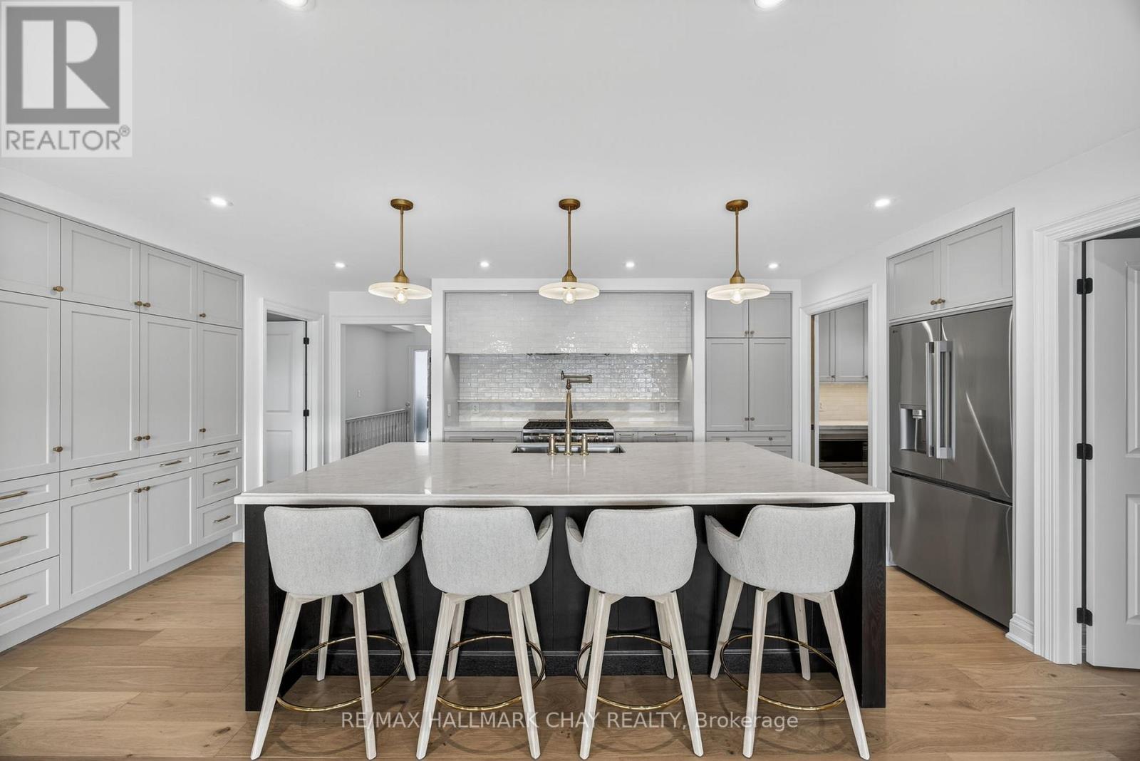 930 Marshall Road, Tiny, Ontario  L0K 2E1 - Photo 7 - S12581404