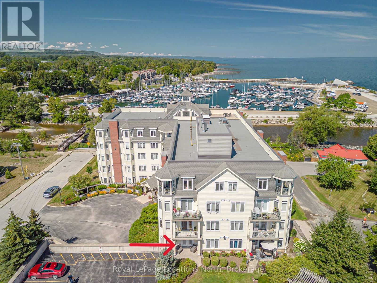 207 - 10 Bay Street E, Blue Mountains, Ontario  N0H 2P0 - Photo 2 - X12581462