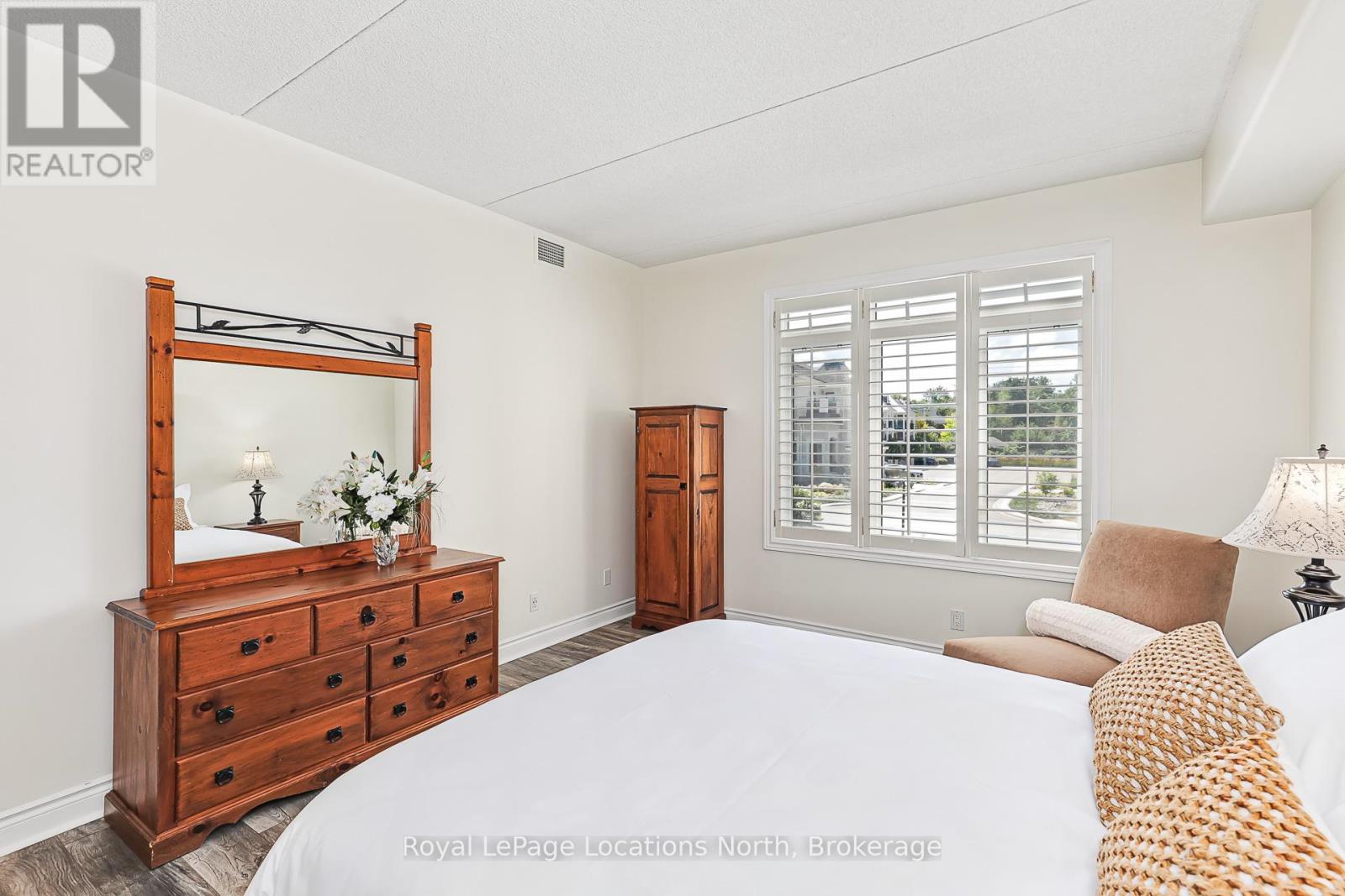 207 - 10 Bay Street E, Blue Mountains, Ontario  N0H 2P0 - Photo 27 - X12581462