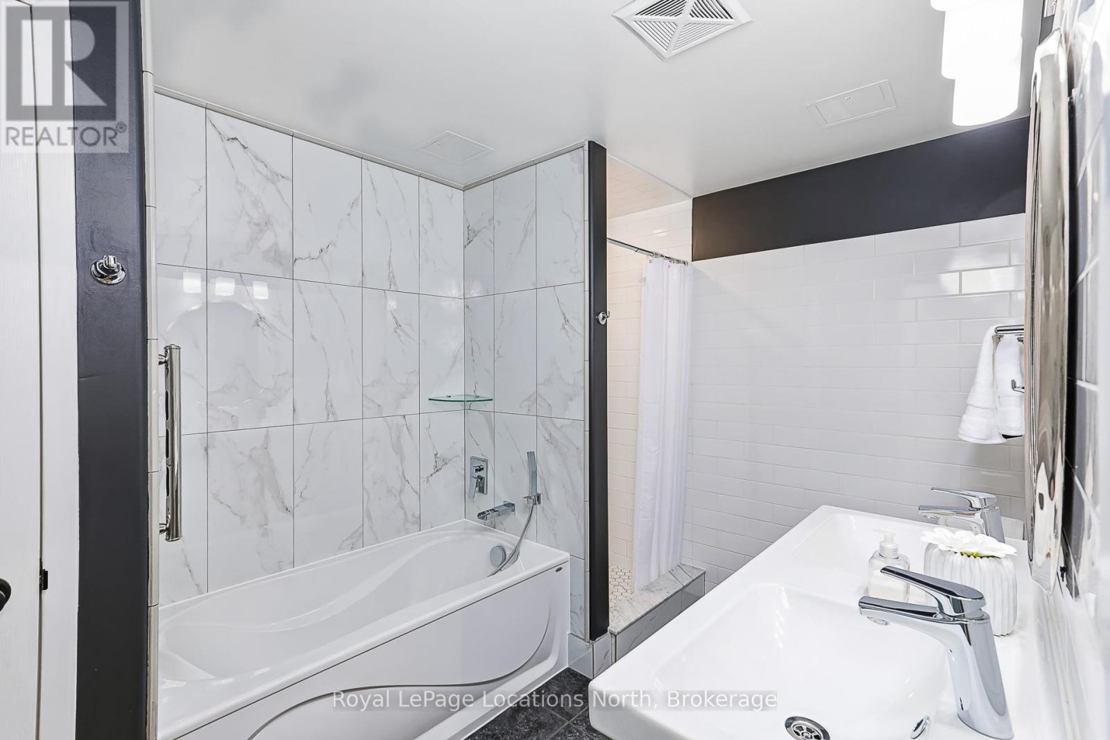 207 - 10 Bay Street E, Blue Mountains, Ontario  N0H 2P0 - Photo 29 - X12581462