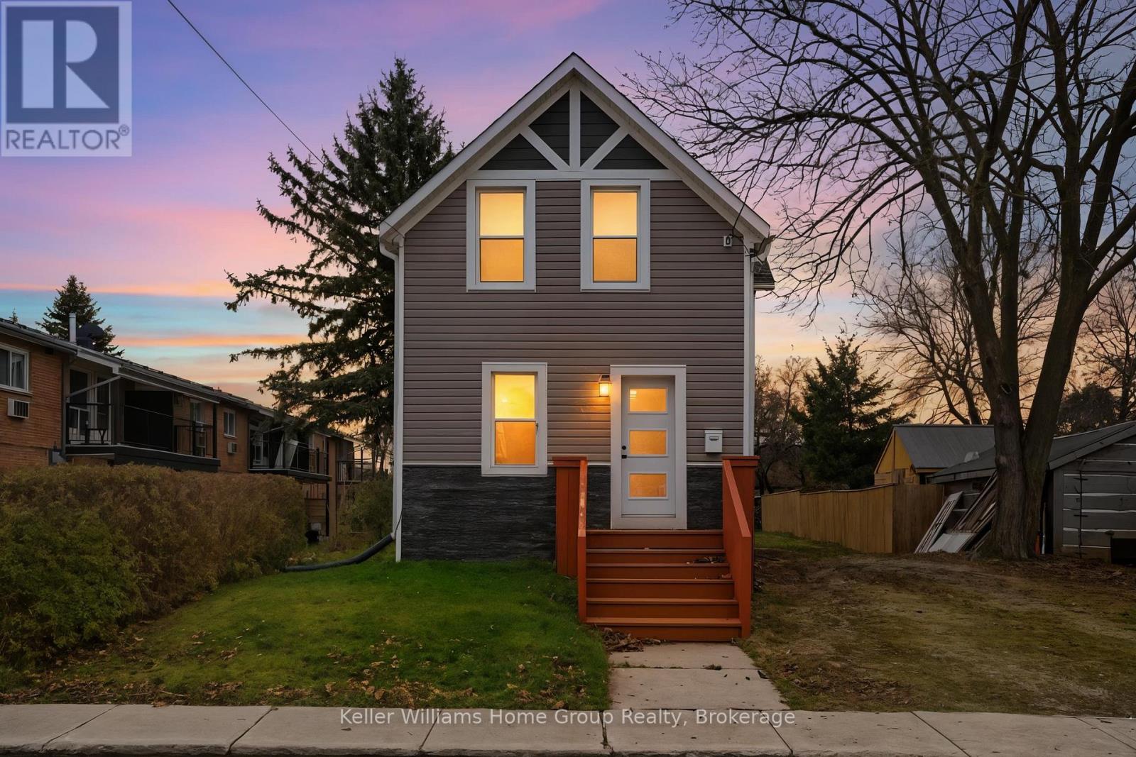 475 11th Street, Hanover, Ontario  N4N 1S9 - Photo 1 - X12581476