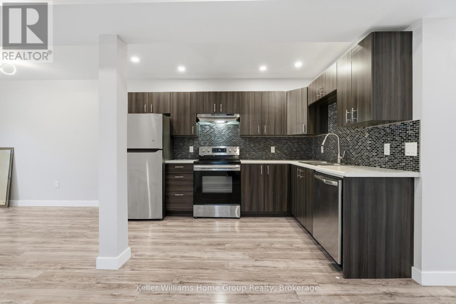 475 11th Street, Hanover, Ontario  N4N 1S9 - Photo 10 - X12581476