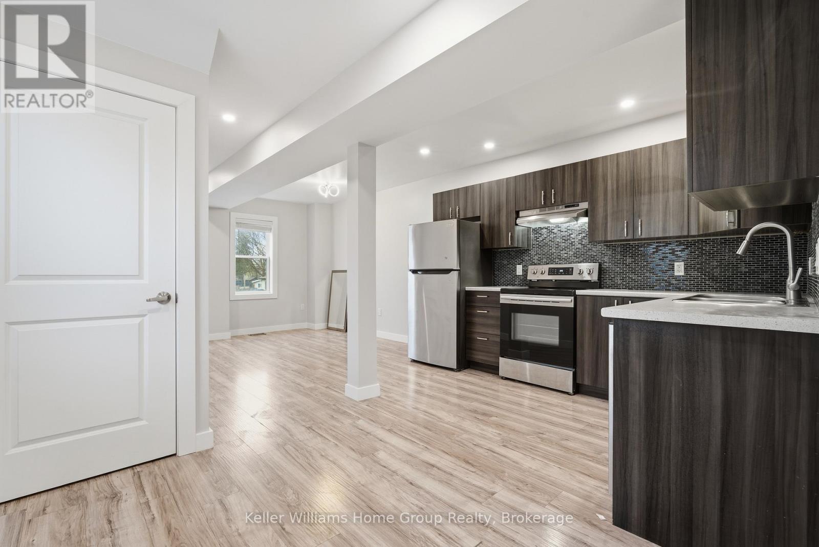 475 11th Street, Hanover, Ontario  N4N 1S9 - Photo 8 - X12581476