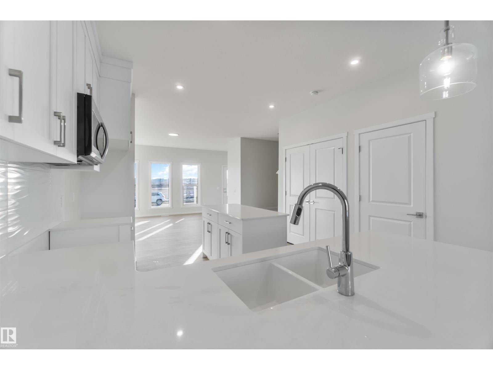 262 Chappelle Dr Sw, Edmonton, Alberta  T6W 5R4 - Photo 9 - E4466345