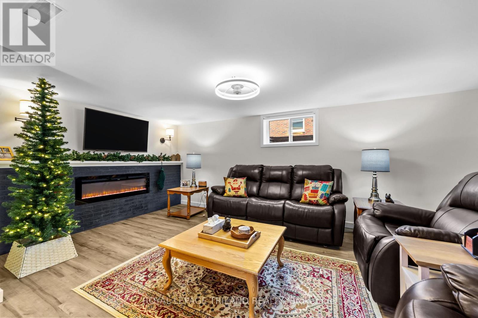 249 Coad Street, Southwest Middlesex, Ontario  N0L 1M0 - Photo 20 - X12581512