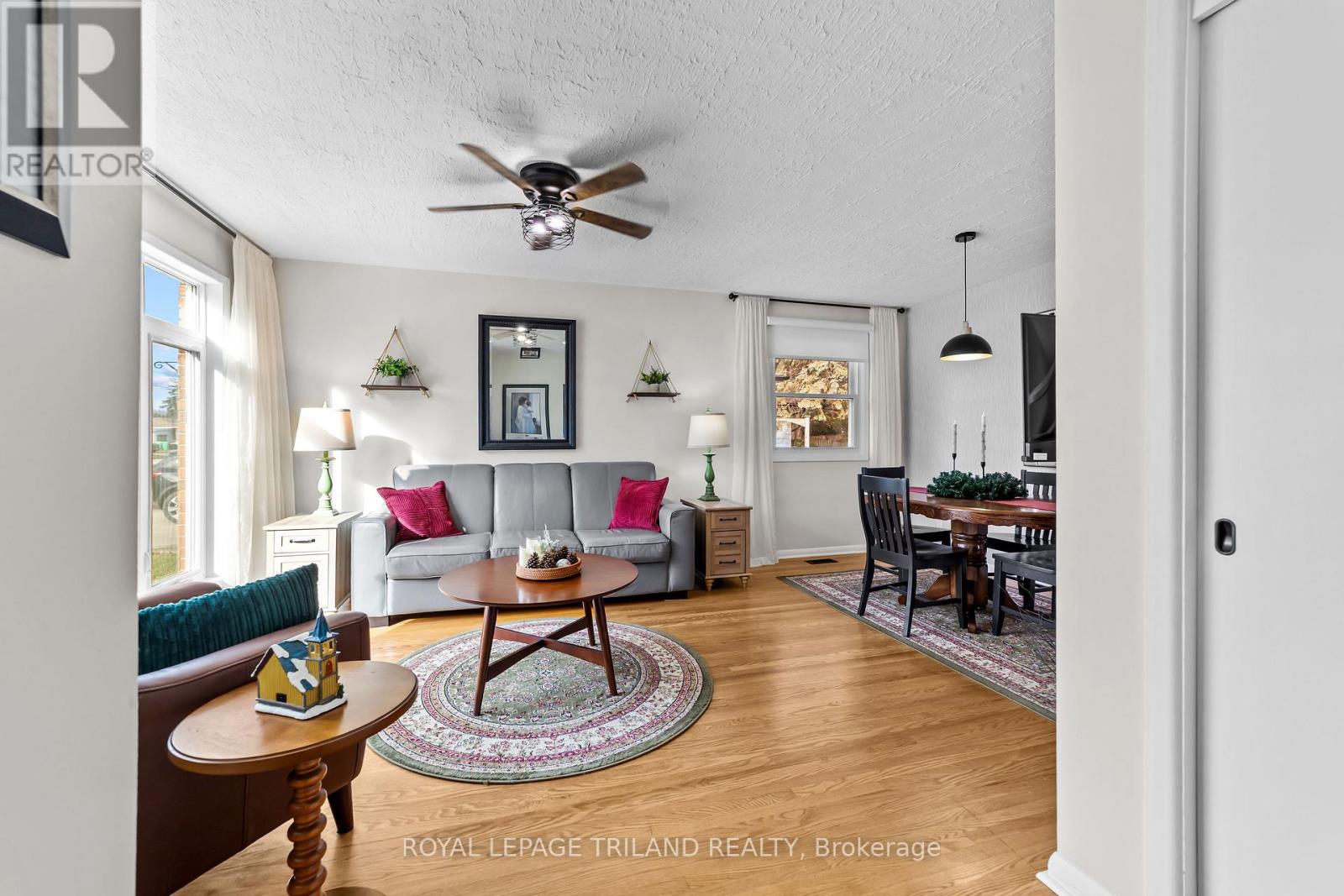 249 Coad Street, Southwest Middlesex, Ontario  N0L 1M0 - Photo 6 - X12581512