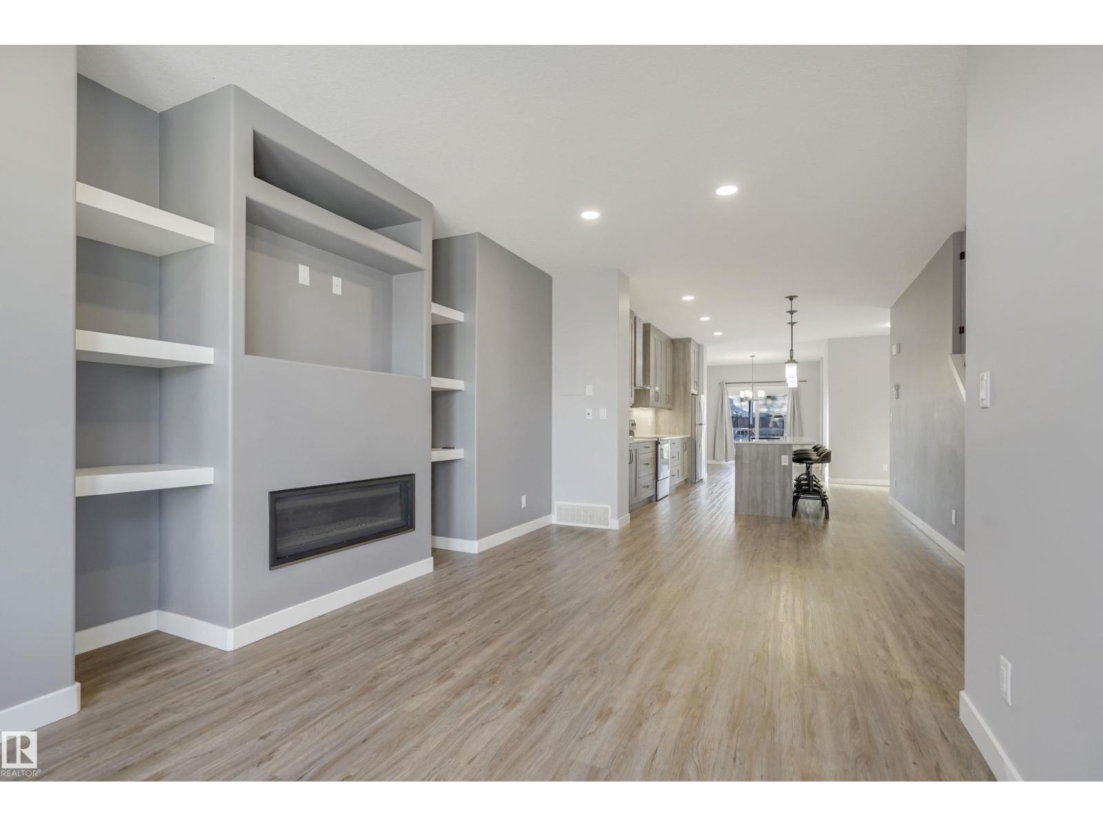 8540 89 St Nw, Edmonton, Alberta  T6C 3K3 - Photo 11 - E4466847