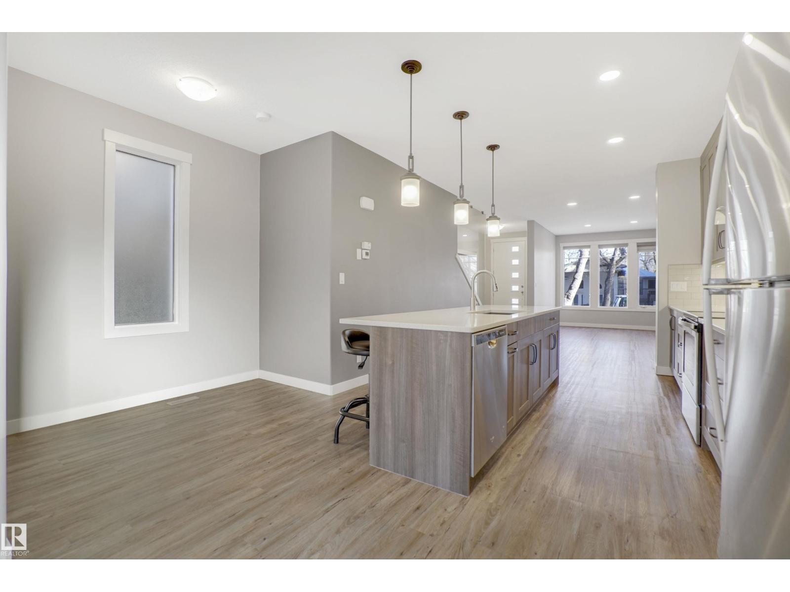 8540 89 St Nw, Edmonton, Alberta  T6C 3K3 - Photo 5 - E4466847