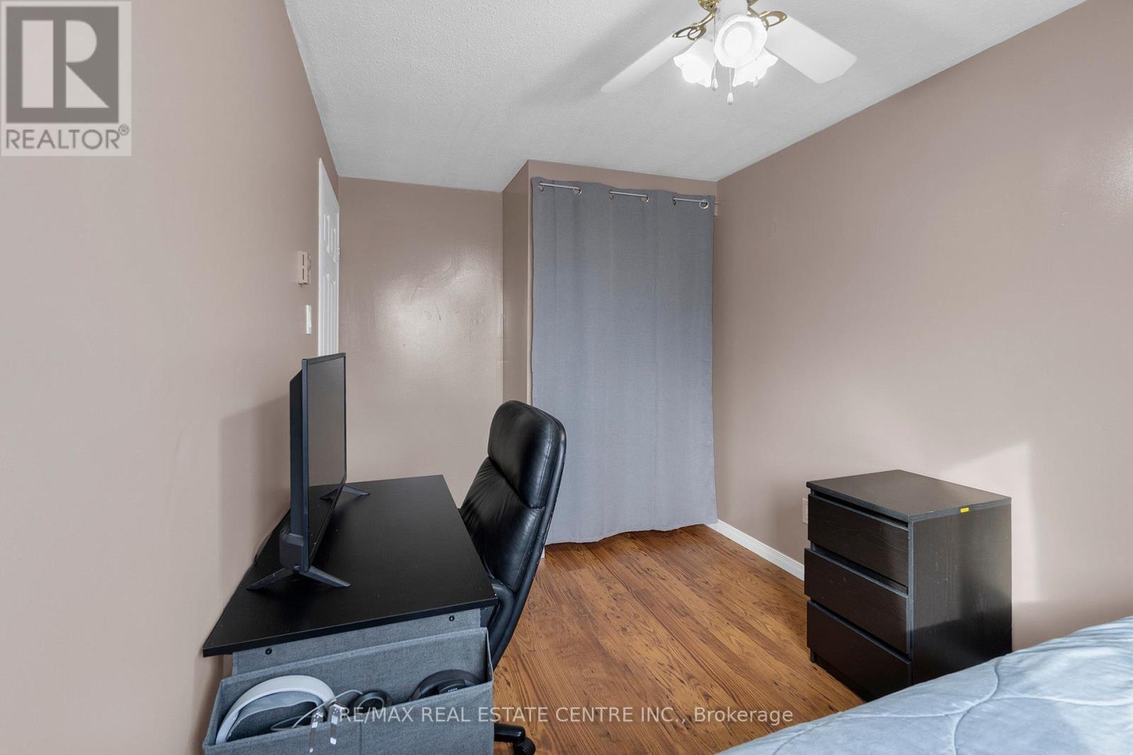 5 Hawkins Court, Brampton, Ontario  L6S 2N7 - Photo 19 - W12581172