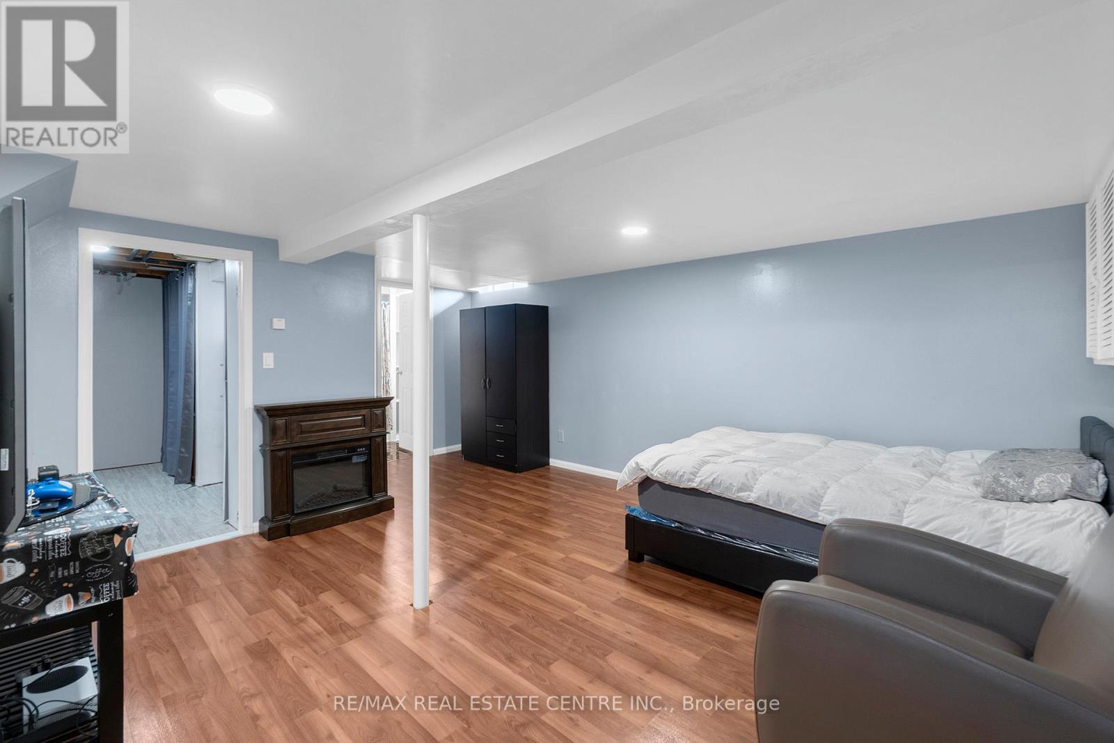 5 Hawkins Court, Brampton, Ontario  L6S 2N7 - Photo 24 - W12581172