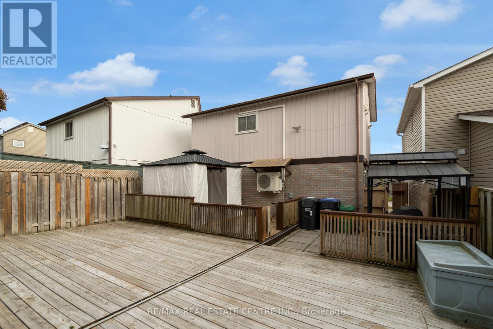 5 Hawkins Court, Brampton, Ontario  L6S 2N7 - Photo 30 - W12581172