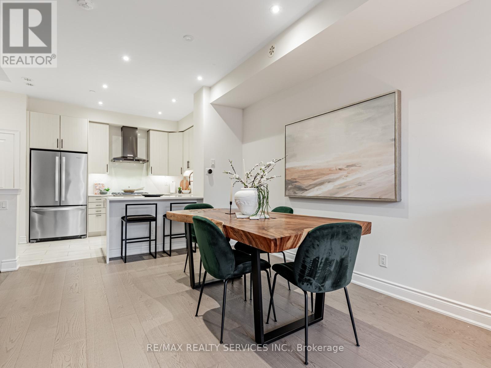 71 Elder Avenue, Toronto, Ontario  M8W 0B8 - Photo 10 - W12581218