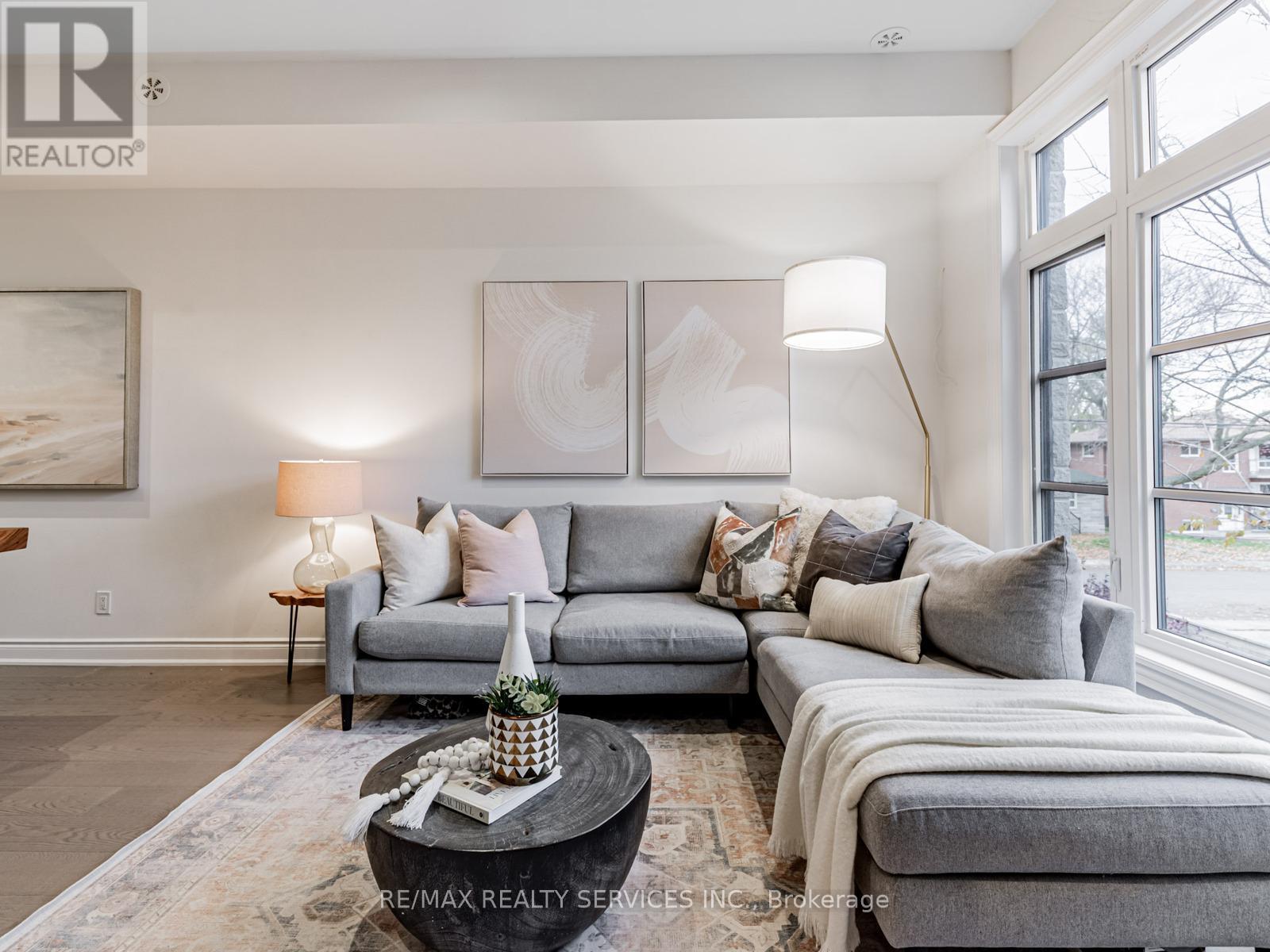 71 Elder Avenue, Toronto, Ontario  M8W 0B8 - Photo 9 - W12581218