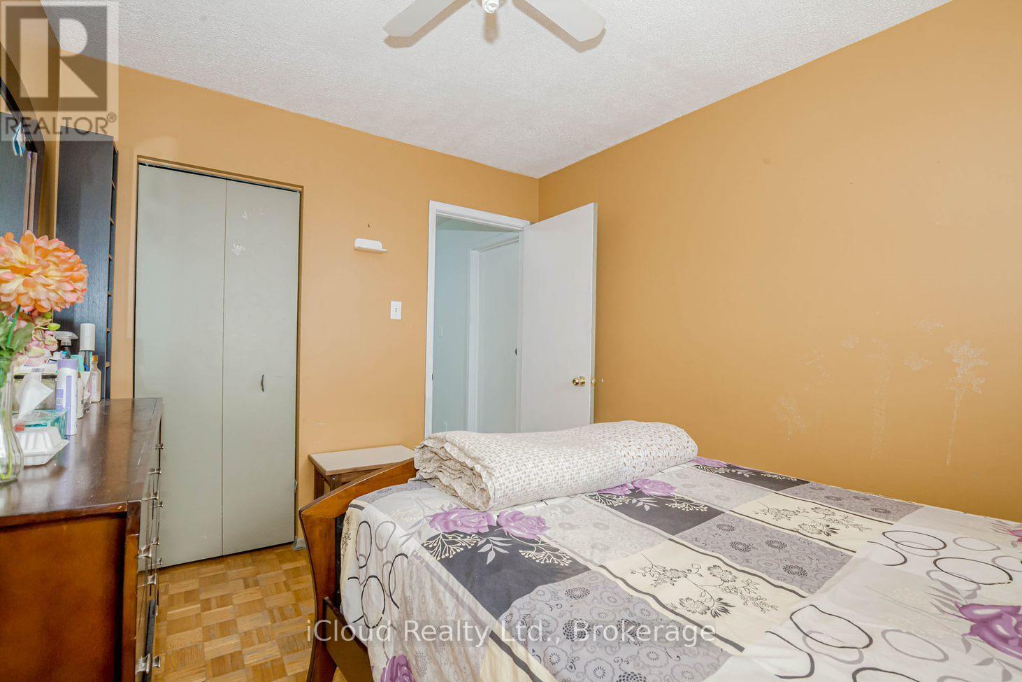 Unit 1 - 7406 Darcel Avenue E, Mississauga, Ontario  L4T 2X7 - Photo 22 - W12581244