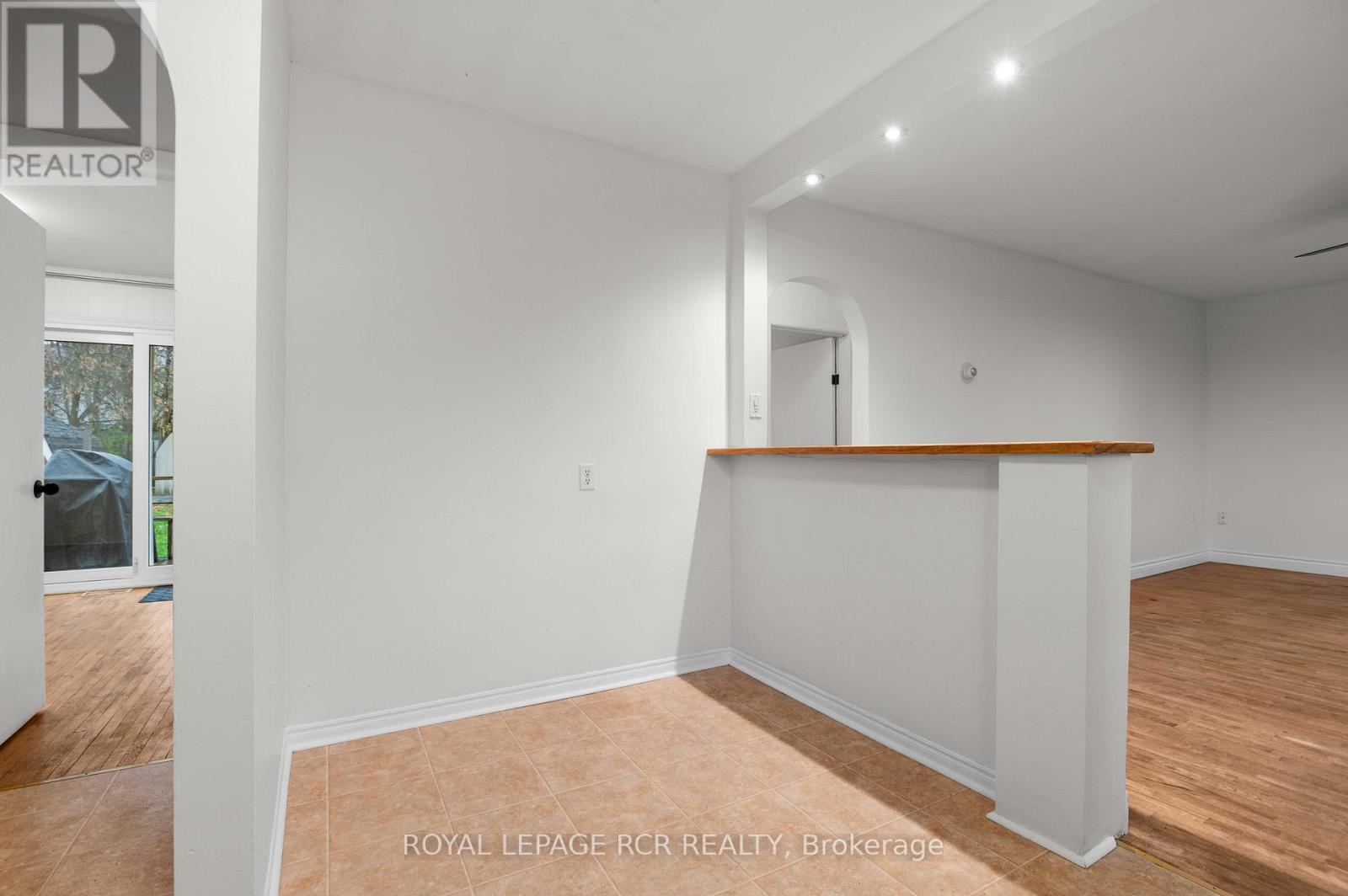 86 Bythia Street, Orangeville, Ontario L9W 2S6 - Photo 20 - W12581268