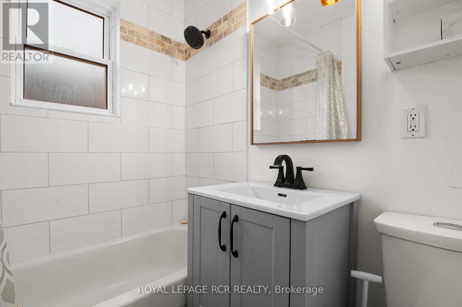 86 Bythia Street, Orangeville, Ontario L9W 2S6 - Photo 23 - W12581268