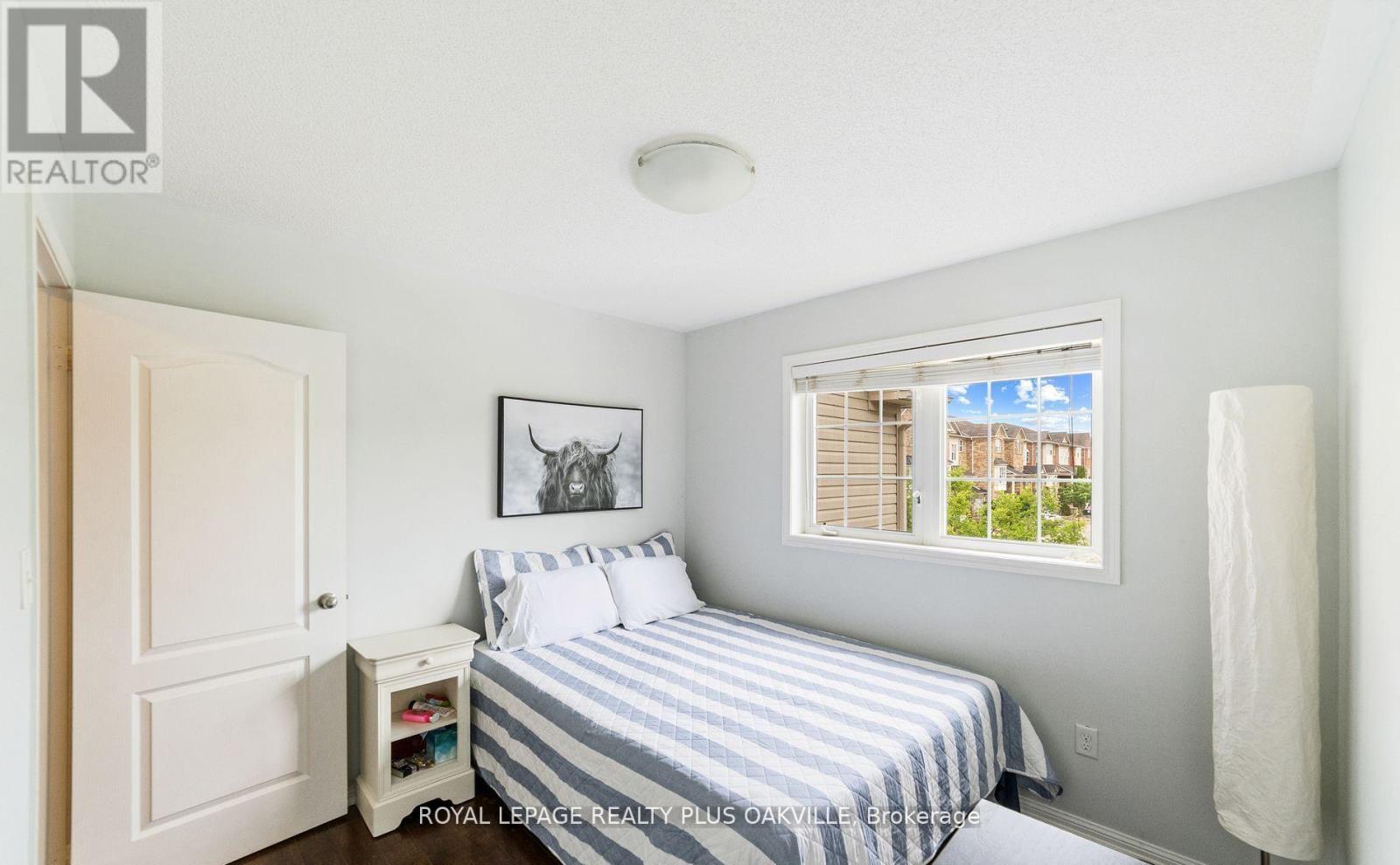 2185 Baronwood Drive, Oakville, Ontario  L6M 4S4 - Photo 14 - W12581298