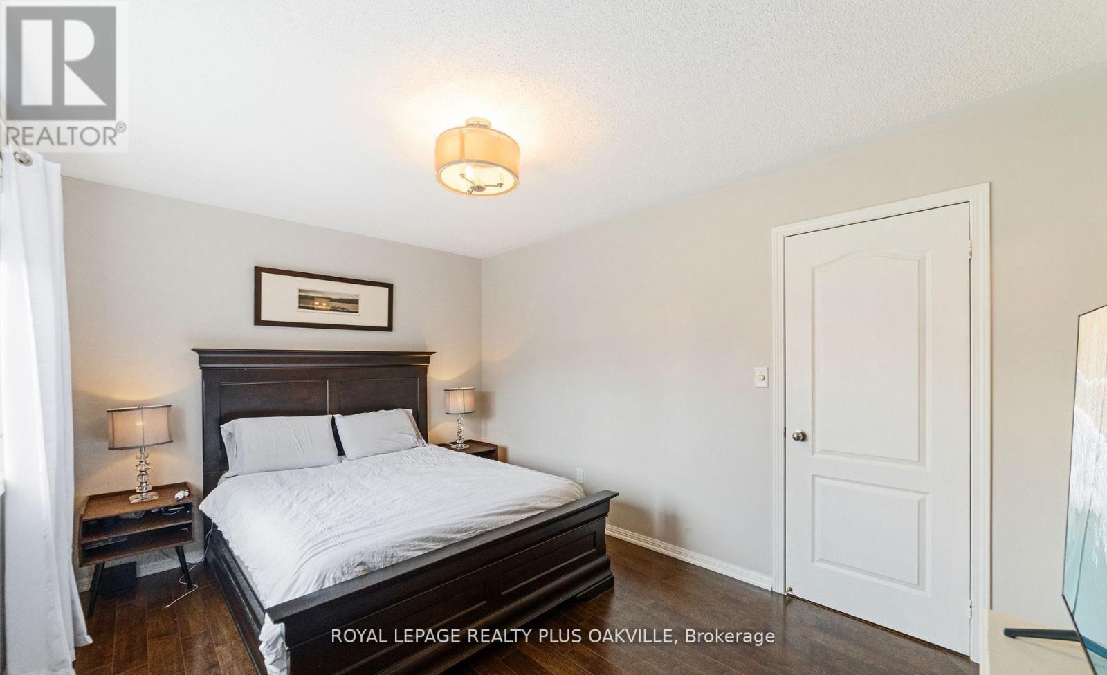 2185 Baronwood Drive, Oakville, Ontario  L6M 4S4 - Photo 16 - W12581298