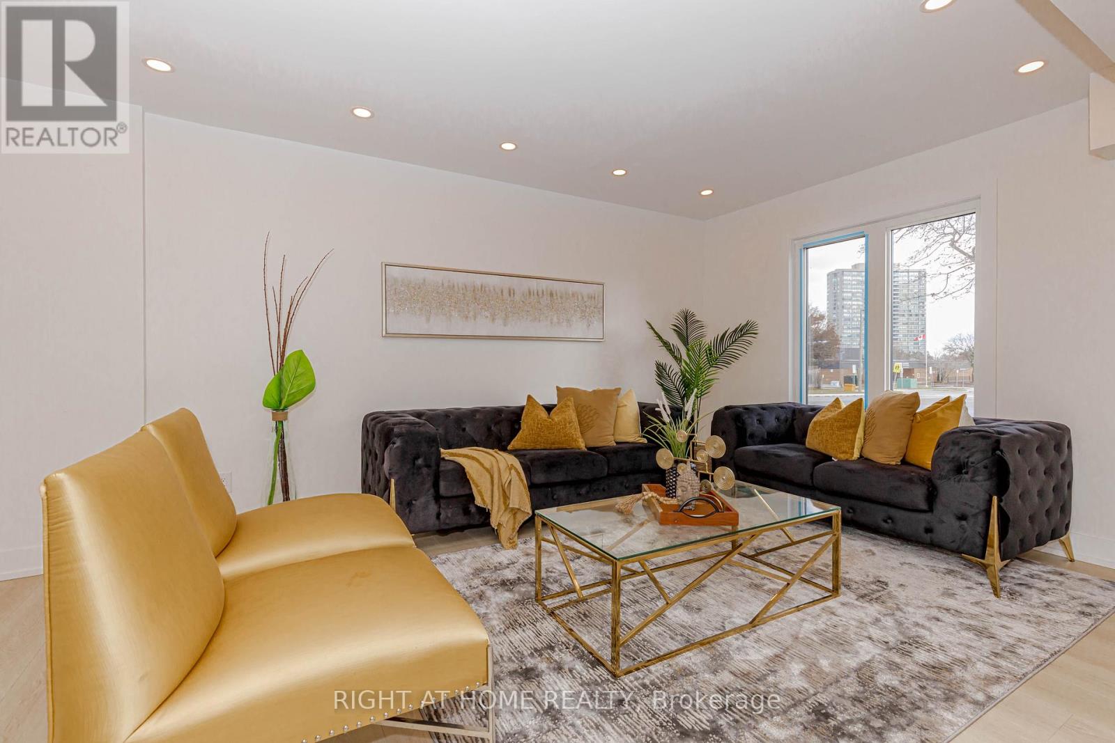 1 Homeland Court, Brampton, Ontario  L6S 1R8 - Photo 12 - W12581330