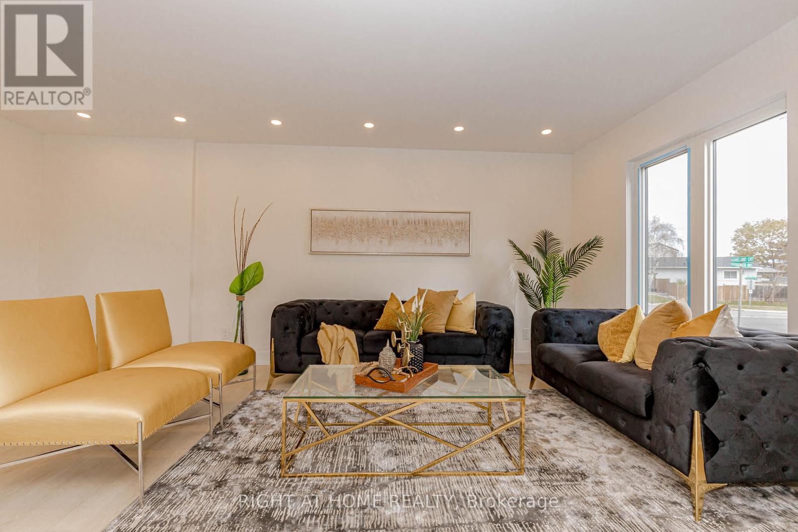 1 Homeland Court, Brampton, Ontario  L6S 1R8 - Photo 13 - W12581330