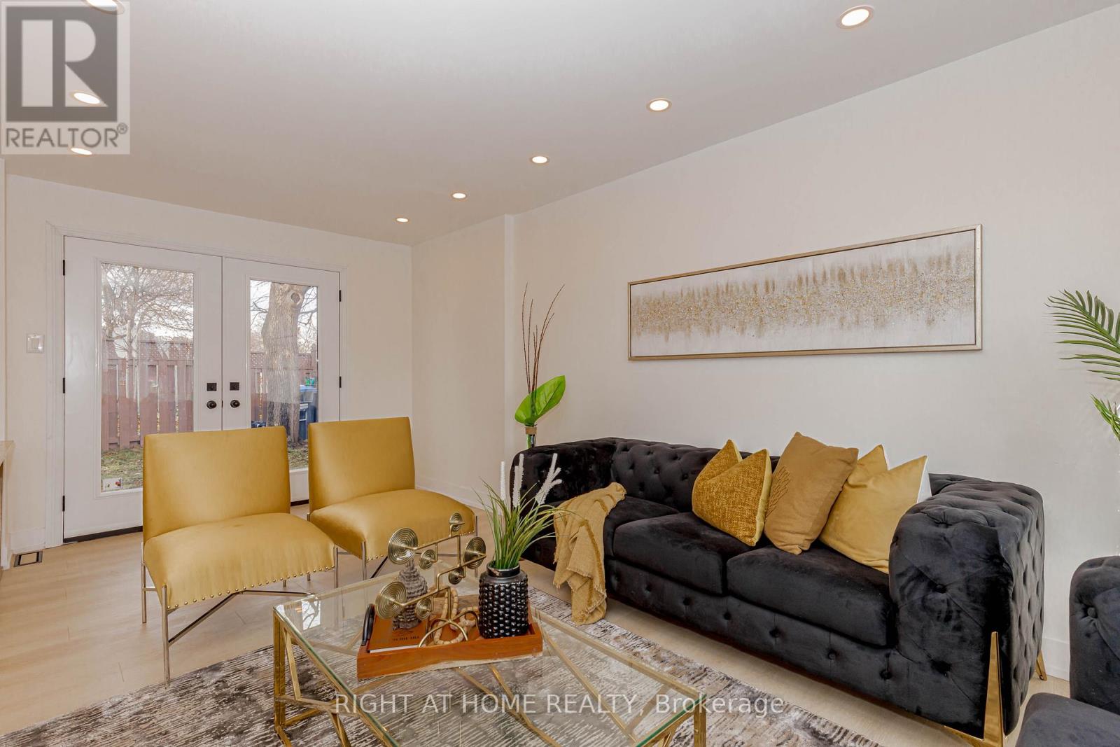 1 Homeland Court, Brampton, Ontario  L6S 1R8 - Photo 14 - W12581330