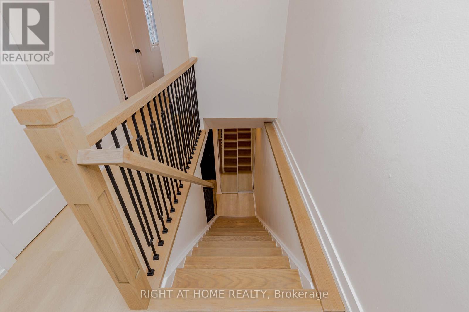 1 Homeland Court, Brampton, Ontario  L6S 1R8 - Photo 20 - W12581330