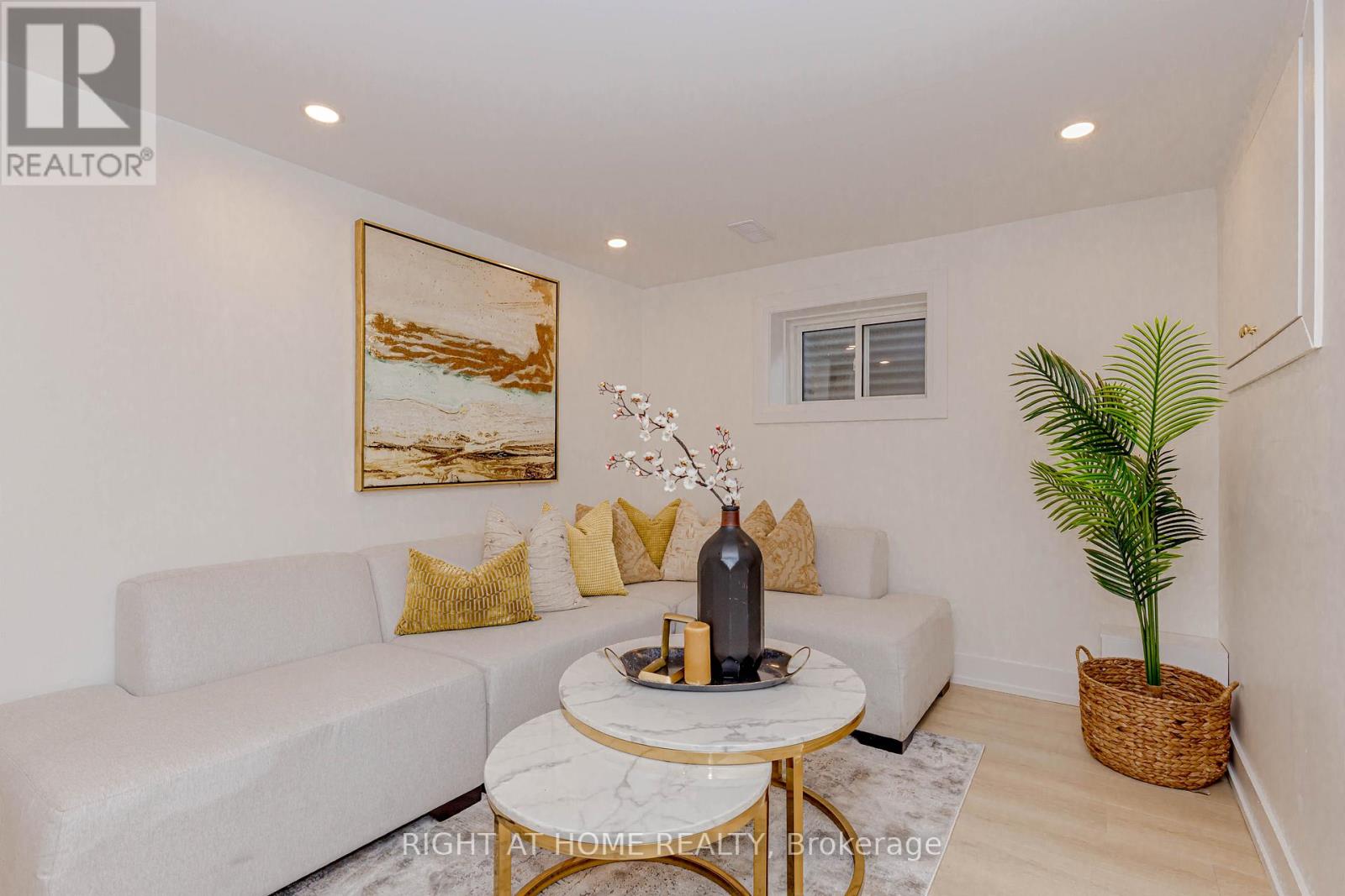 1 Homeland Court, Brampton, Ontario  L6S 1R8 - Photo 37 - W12581330