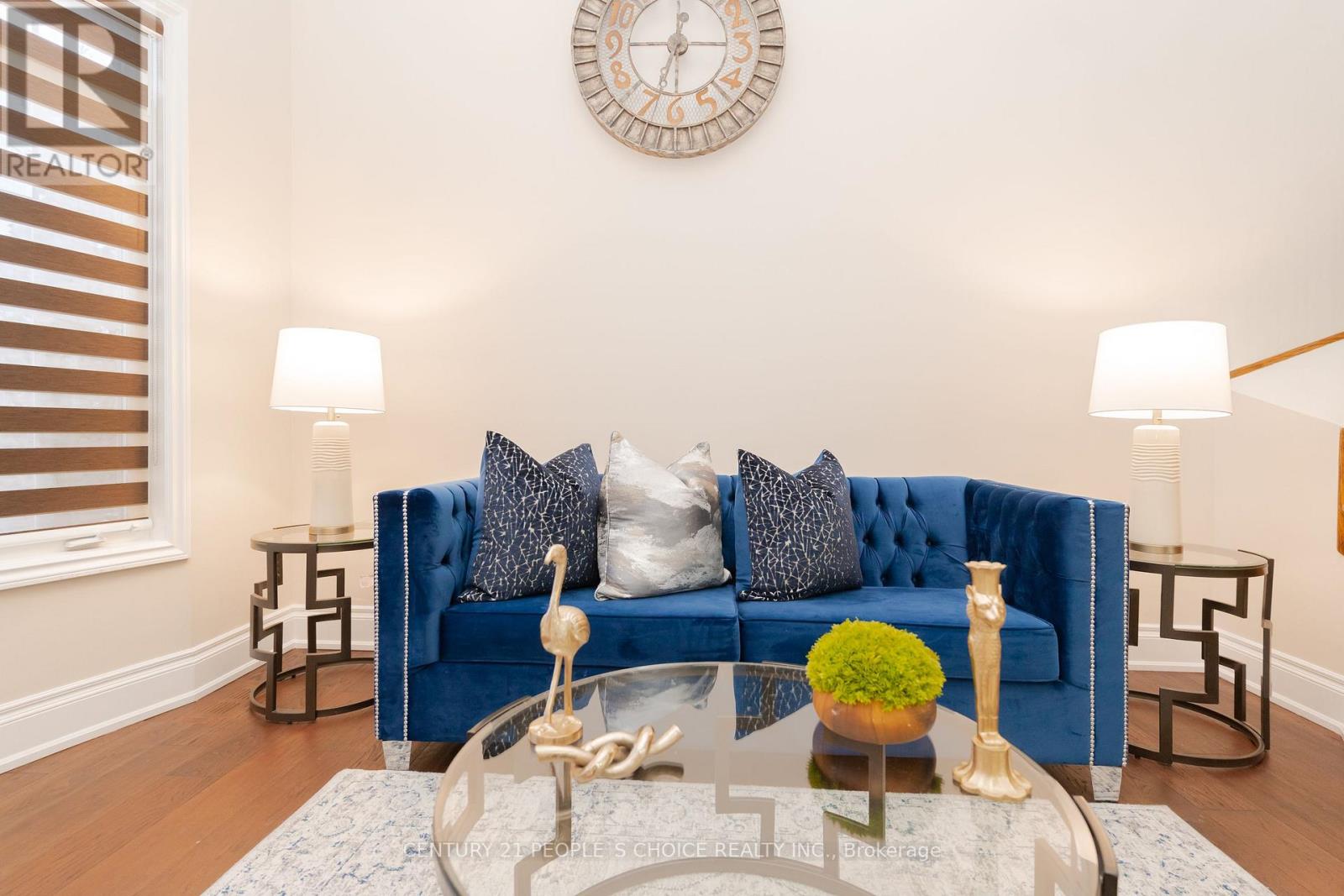 39 Huntspoint Drive, Brampton, Ontario  L6P 2E9 - Photo 11 - W12581374