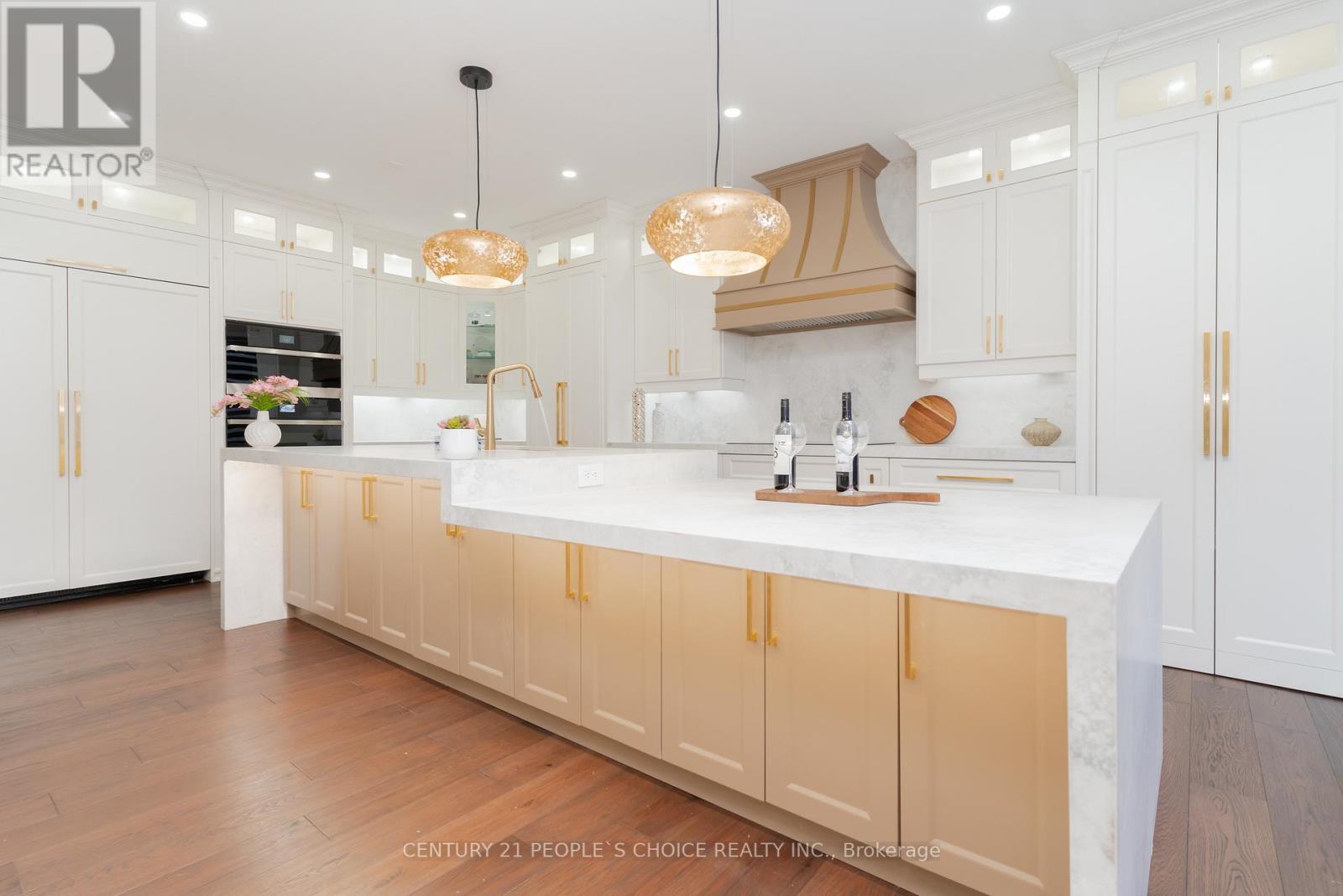 39 Huntspoint Drive, Brampton, Ontario  L6P 2E9 - Photo 24 - W12581374