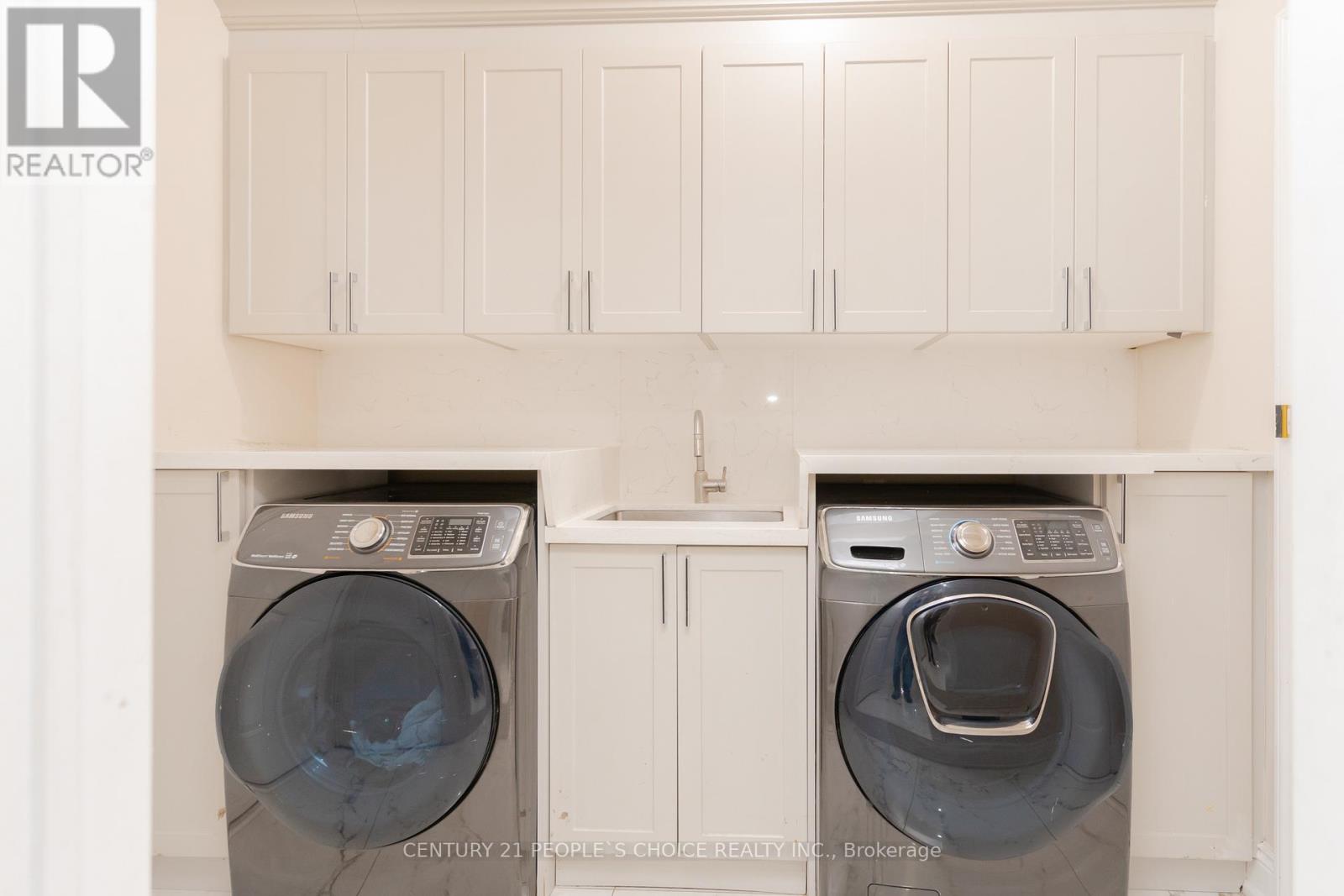 39 Huntspoint Drive, Brampton, Ontario  L6P 2E9 - Photo 29 - W12581374