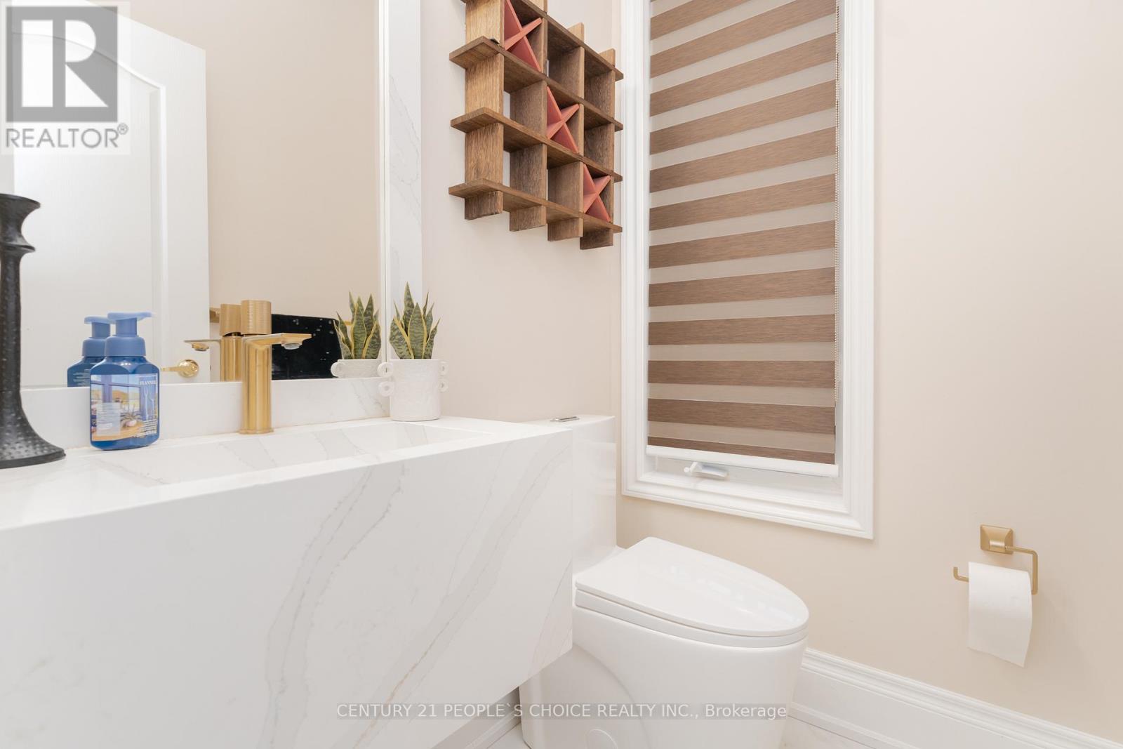 39 Huntspoint Drive, Brampton, Ontario  L6P 2E9 - Photo 30 - W12581374