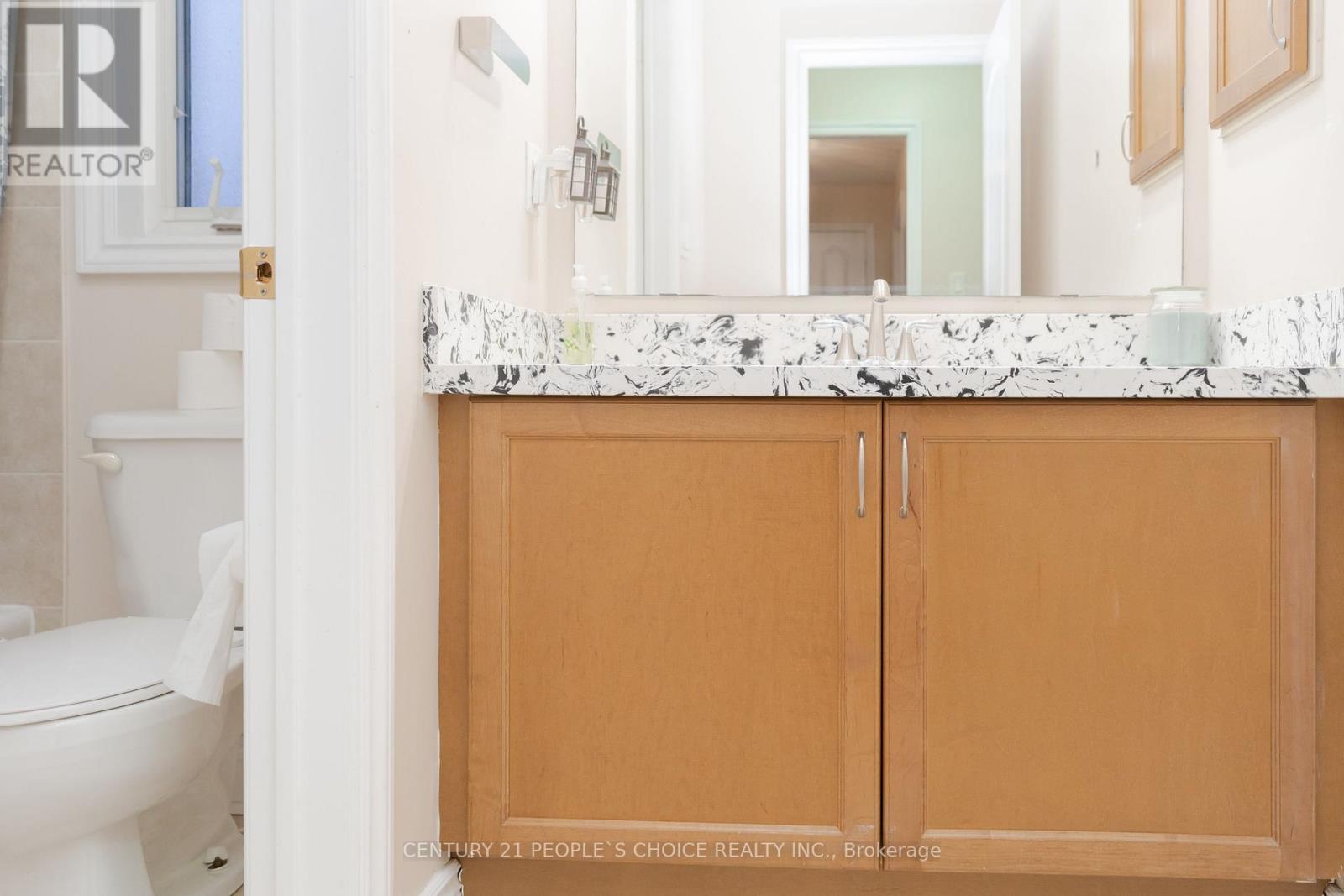 39 Huntspoint Drive, Brampton, Ontario  L6P 2E9 - Photo 43 - W12581374