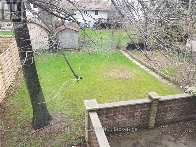 79 Osborne Crescent, Oakville, Ontario  L6H 1G2 - Photo 12 - W12581422