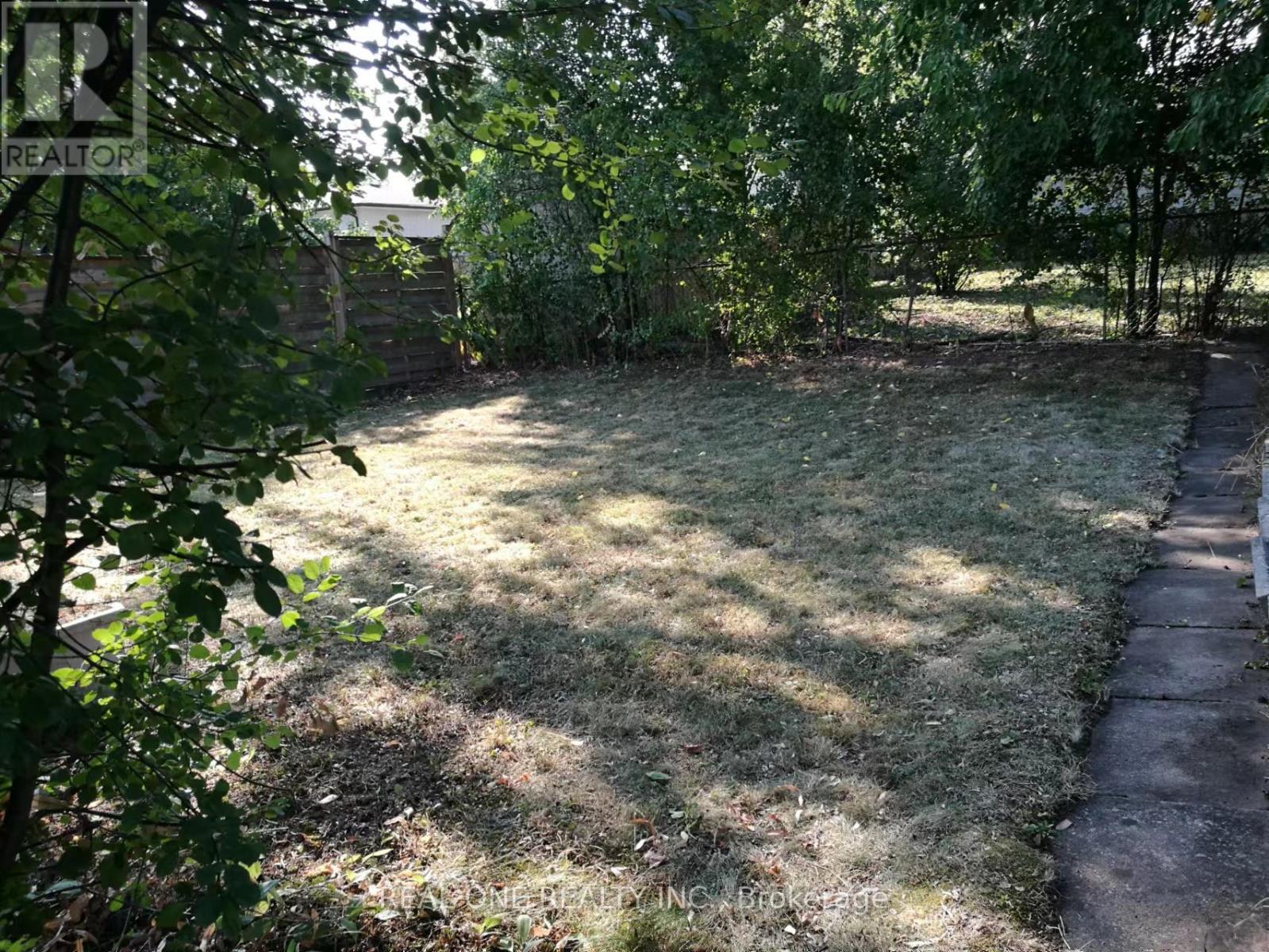 79 Osborne Crescent, Oakville, Ontario  L6H 1G2 - Photo 15 - W12581422