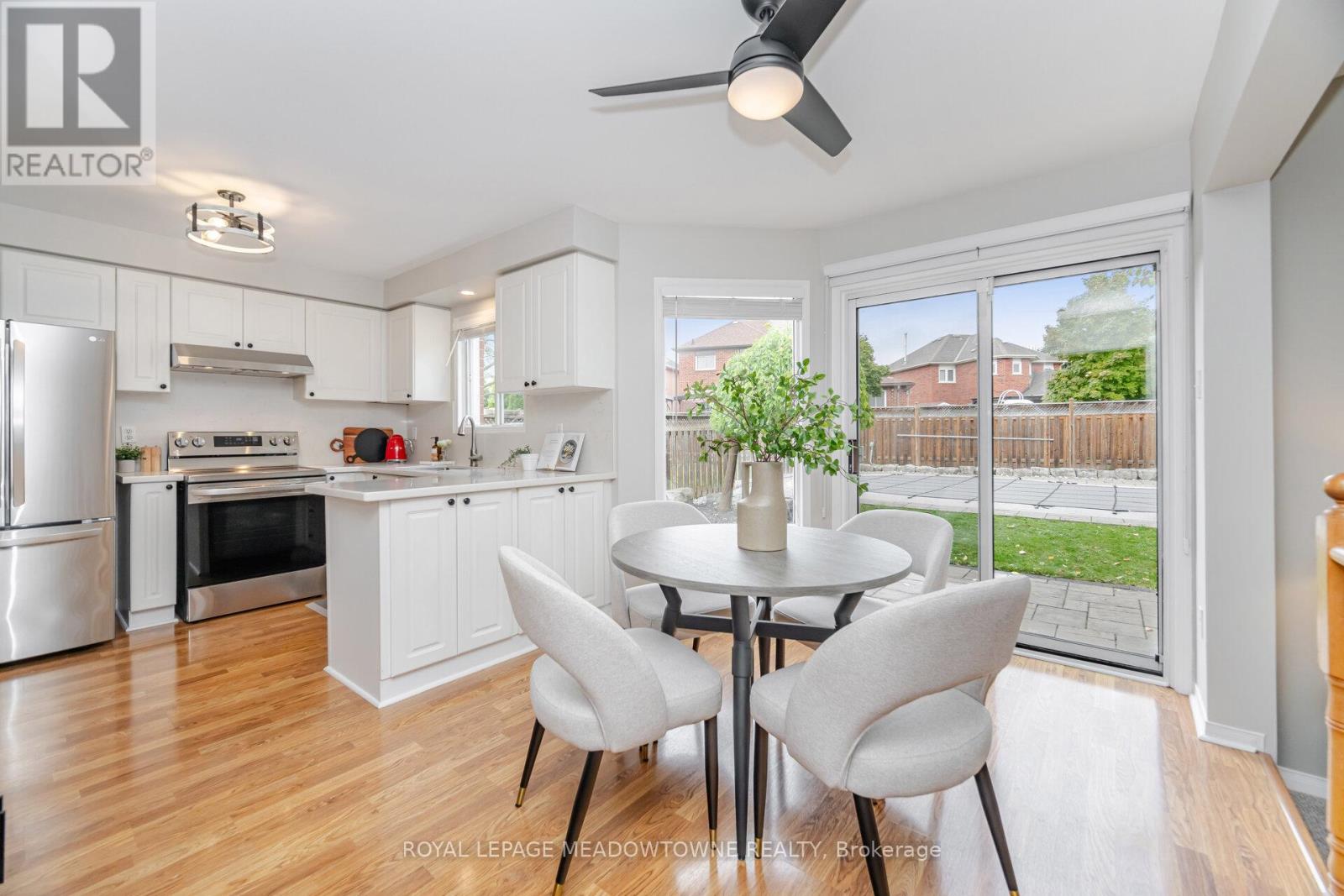 33 Harrop Avenue, Halton Hills, Ontario  L7G 5R4 - Photo 11 - W12581430