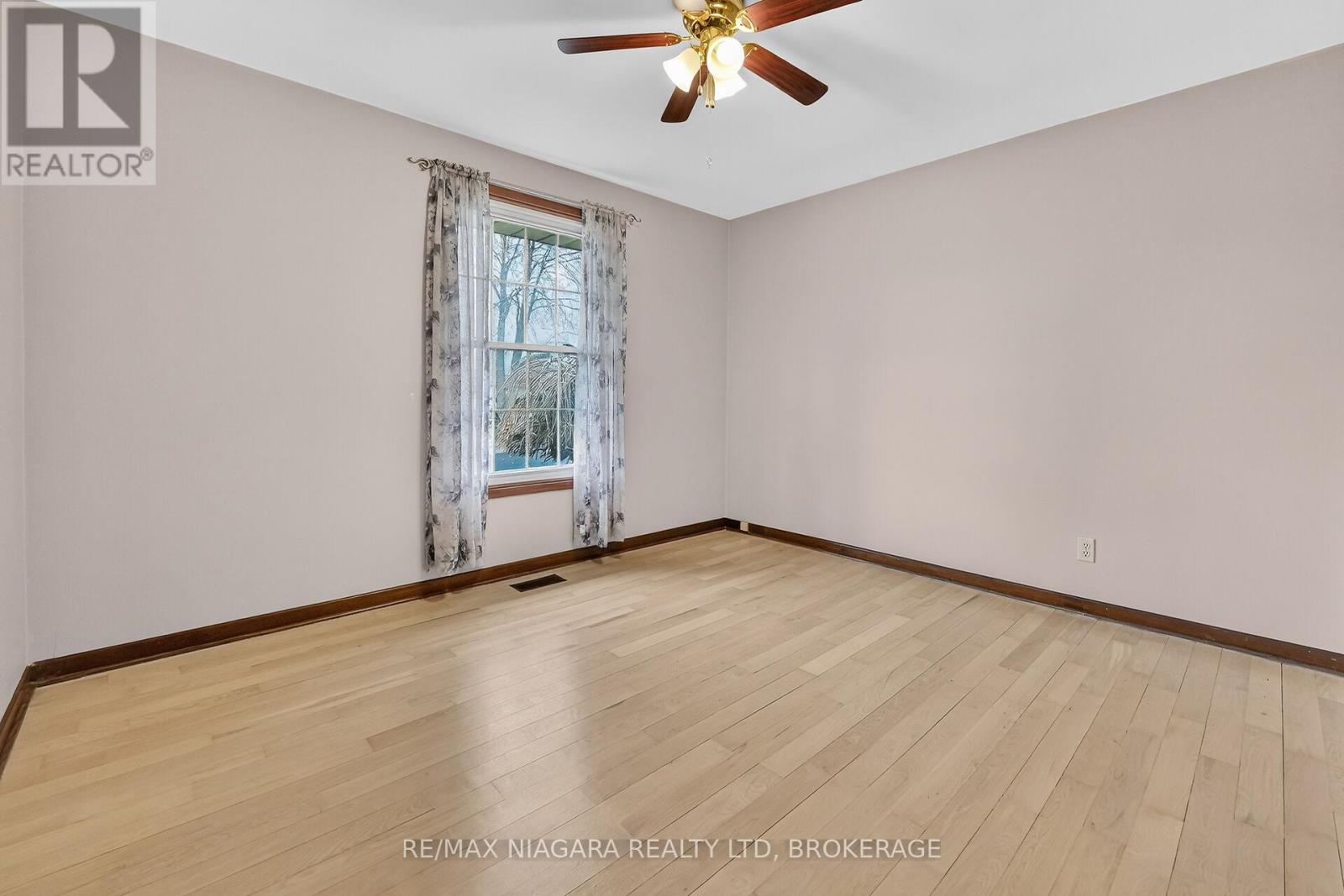 3 Donalda Court, St. Catharines, Ontario L2M 7E7 - Photo 20 - X12581542