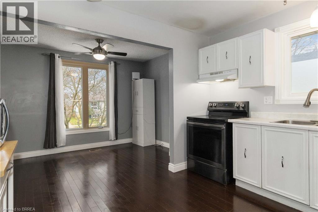 38 Sympatica Crescent, Brantford, Ontario  N3P 1G4 - Photo 10 - 40789995