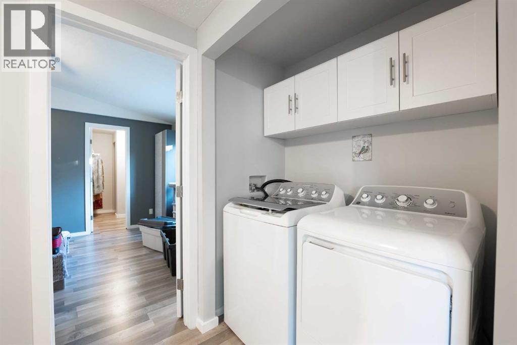 42 Westover Crescent, Claresholm, Alberta  T0L 0T0 - Photo 13 - A2271879