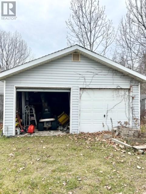 740 Lakeshore Road, Haldimand, Ontario  N1A 2W6 - Photo 11 - X12581376