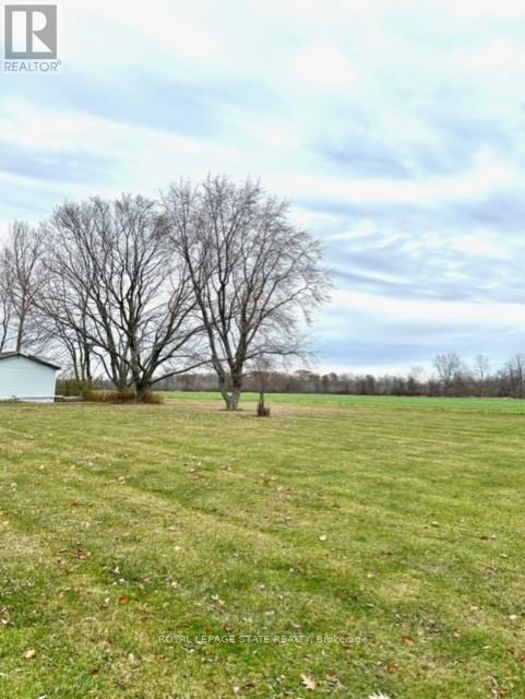 740 Lakeshore Road, Haldimand, Ontario  N1A 2W6 - Photo 8 - X12581376