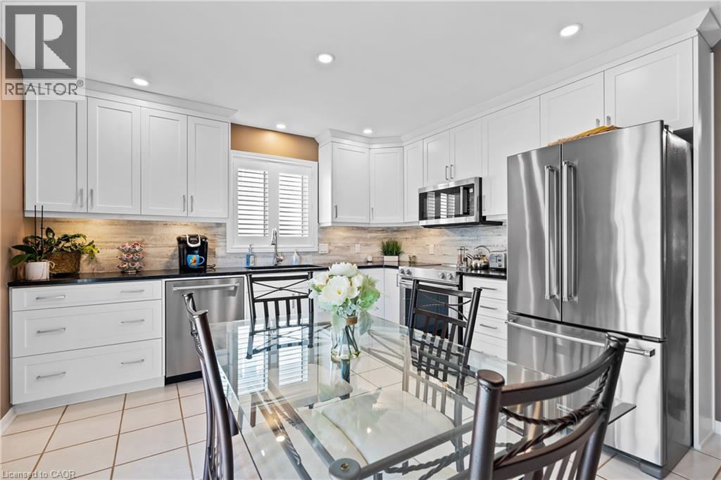 208 Autumn Crescent, Welland, Ontario  L3C 7K2 - Photo 14 - 40790911