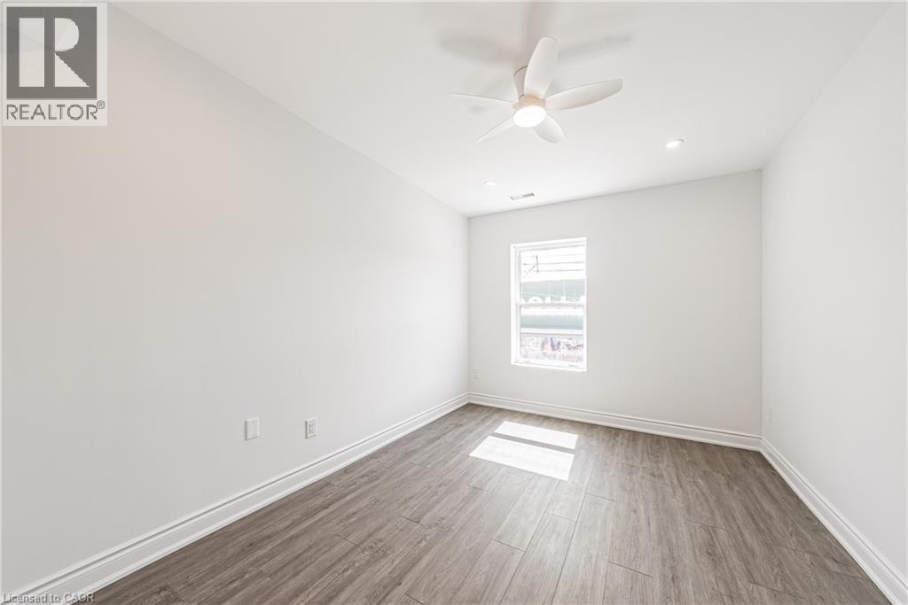 1127 Main Street E, Hamilton, Ontario  L8M 1P2 - Photo 37 - 40790811