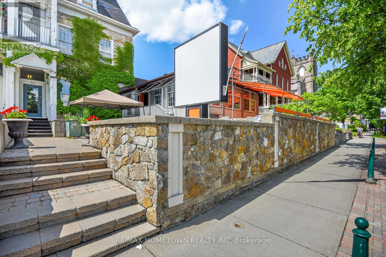 64 King Street E, Brockville, Ontario  K6V 1B3 - Photo 1 - X12581524