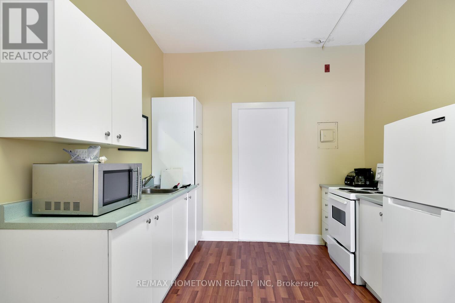 64 King Street E, Brockville, Ontario  K6V 1B3 - Photo 34 - X12581524