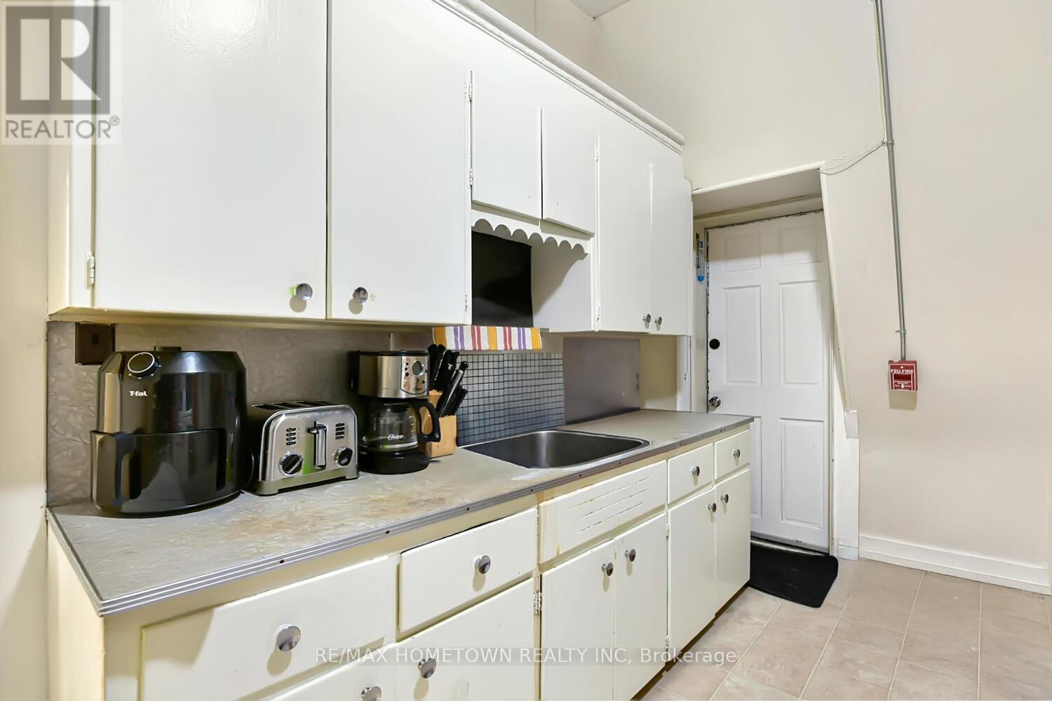 64 King Street E, Brockville, Ontario  K6V 1B3 - Photo 43 - X12581524