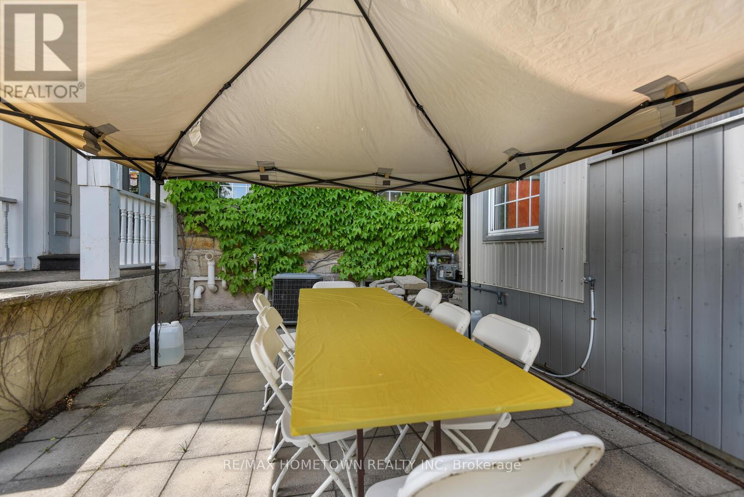 64 King Street E, Brockville, Ontario  K6V 1B3 - Photo 5 - X12581524