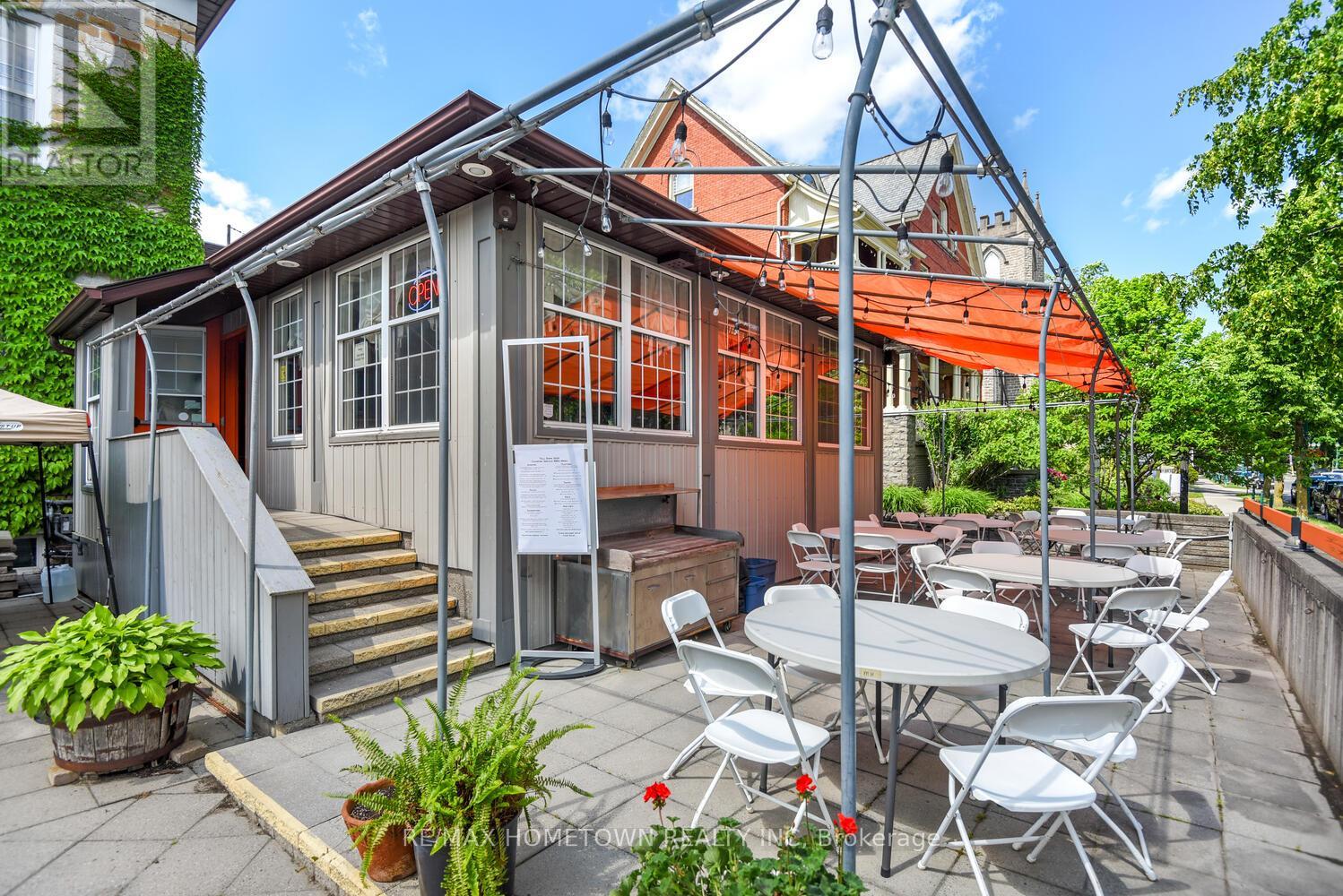 64 King Street E, Brockville, Ontario  K6V 1B3 - Photo 9 - X12581524