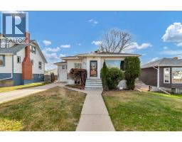 359 3 Street SW SW Hill