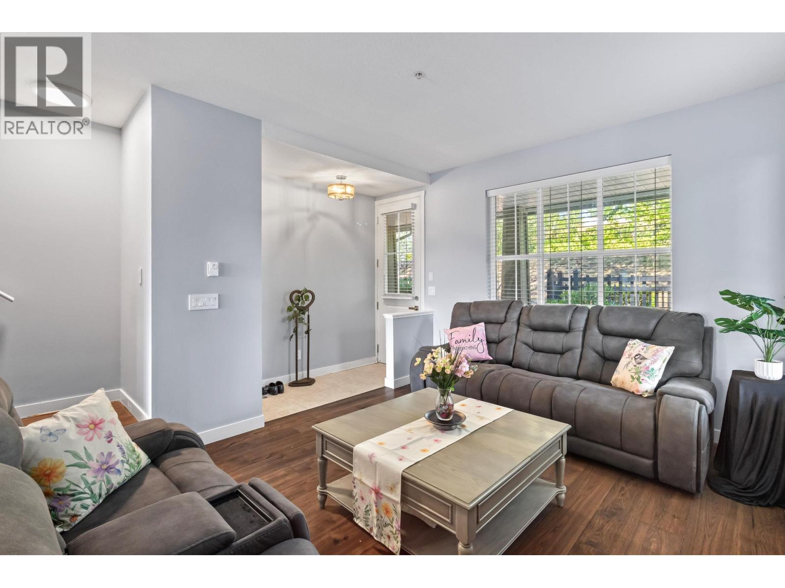 16 11176 Gilker Hill Road, Maple Ridge, British Columbia  V2W 0G5 - Photo 1 - R3070538